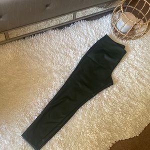 Very nice polyester olive green pants